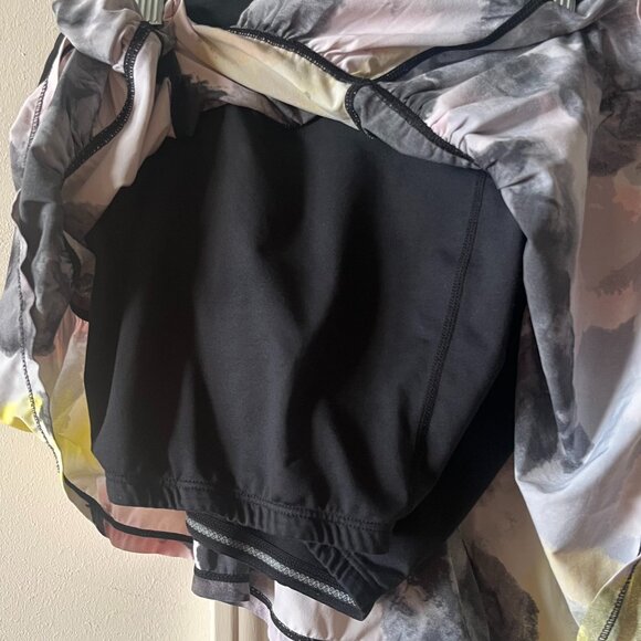 Lululemon Willpower Skort Size 6  Watercolor - Picture 6 of 8